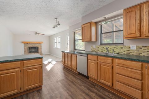 Tiny photo for 3955 Daffodil Drive, Columbus, OH 43230 (MLS # 225037625)