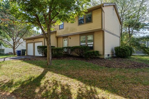 Tiny photo for 3955 Daffodil Drive, Columbus, OH 43230 (MLS # 225037625)