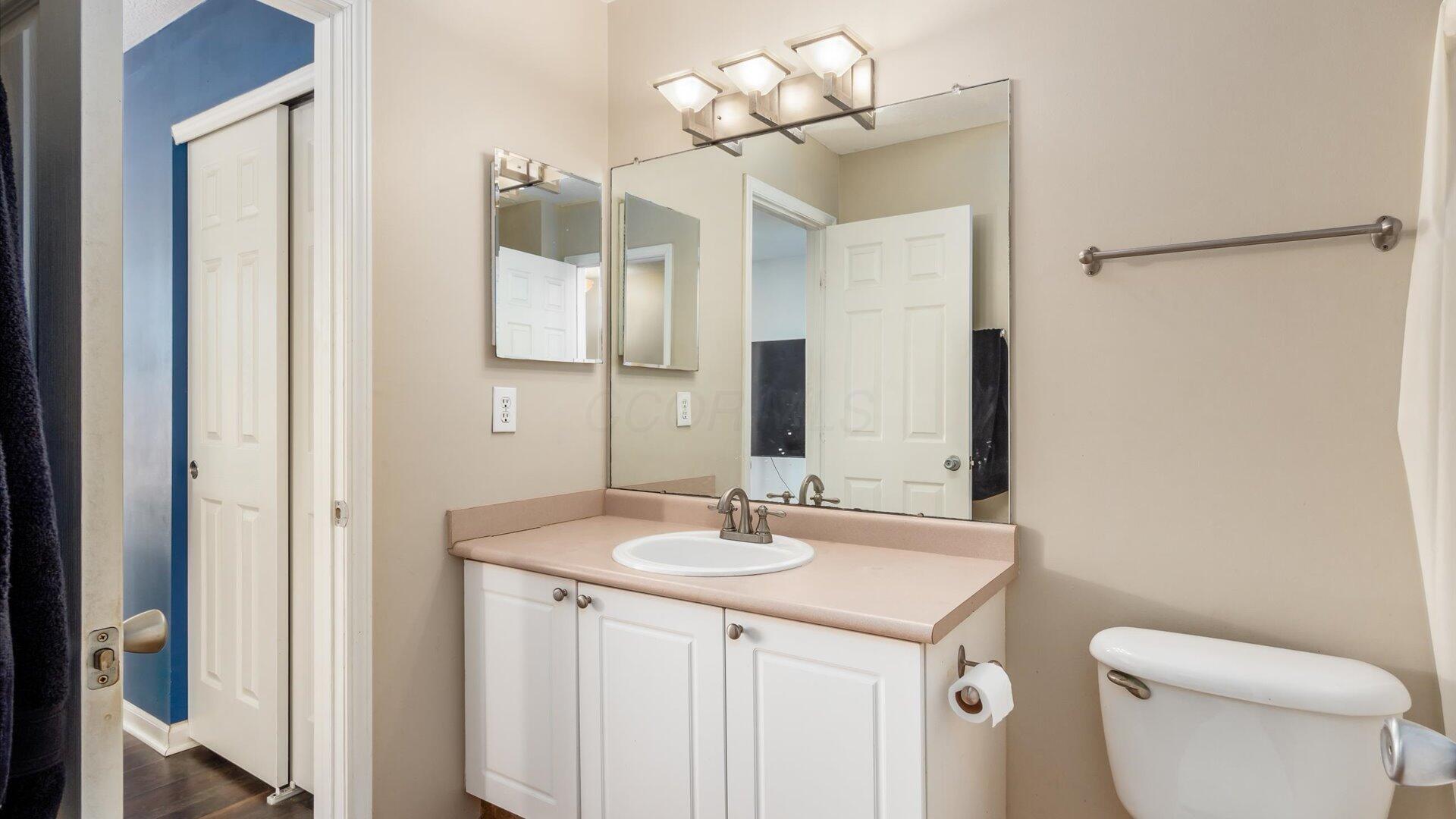 7047 Needles Drive, New Albany, Ohio image 17