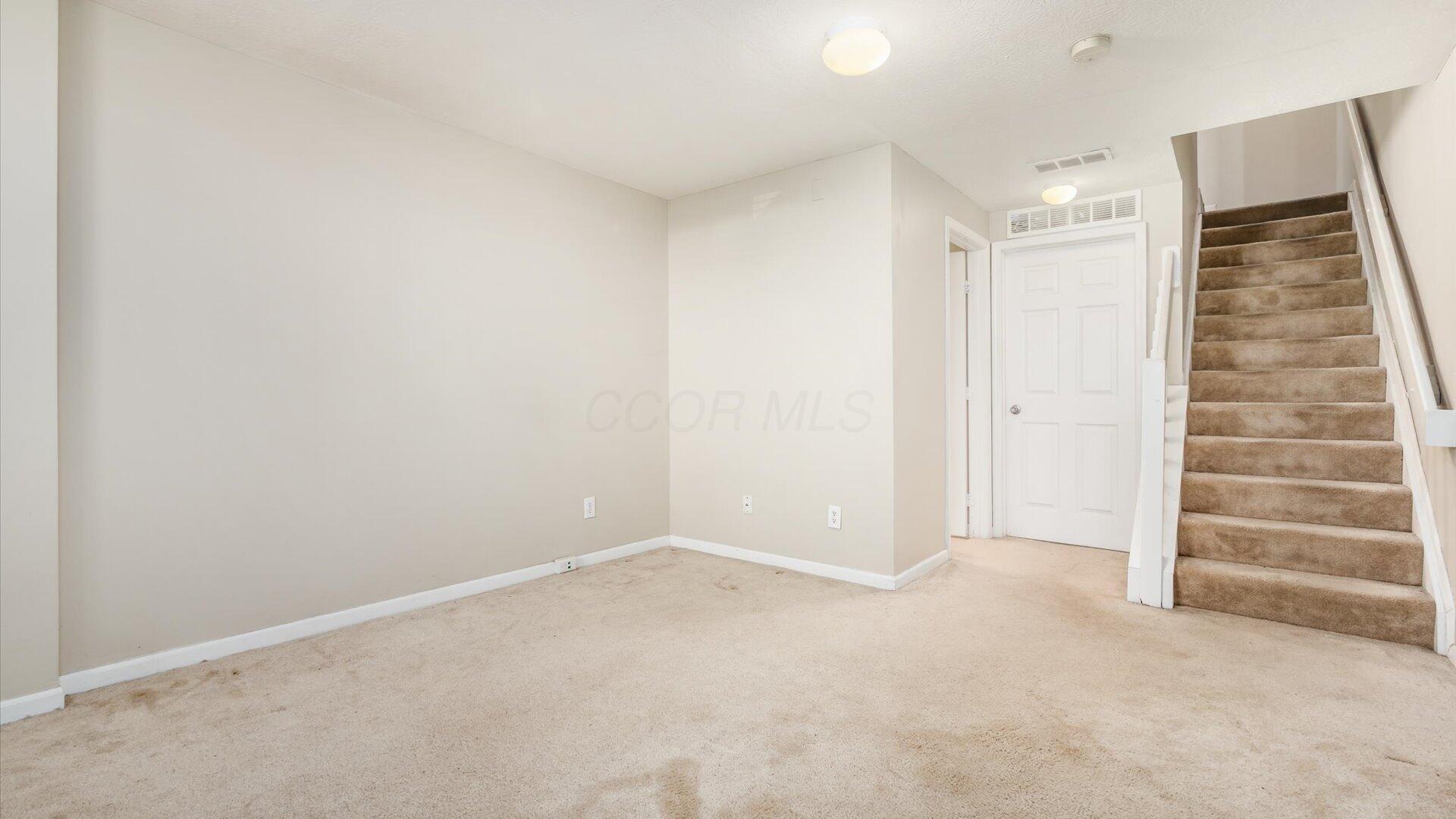 7047 Needles Drive, New Albany, Ohio image 19