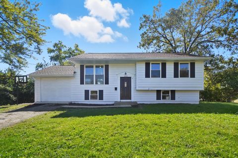 Photo of 3029 Rosedale Avenue, Columbus, OH 43204 (MLS # 225038955)