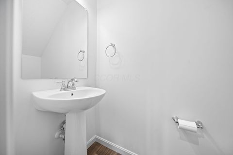 Tiny photo for 529 Rochdale Run, Delaware, OH 43015 (MLS # 226003207)