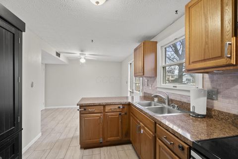 Tiny photo for 2947 Talbrock Circle, Dublin, OH 43017 (MLS # 225044393)