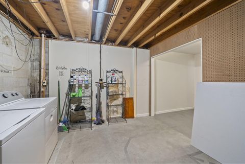 Tiny photo for 2947 Talbrock Circle, Dublin, OH 43017 (MLS # 225044393)