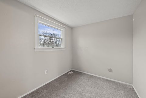 Tiny photo for 2947 Talbrock Circle, Dublin, OH 43017 (MLS # 225044393)