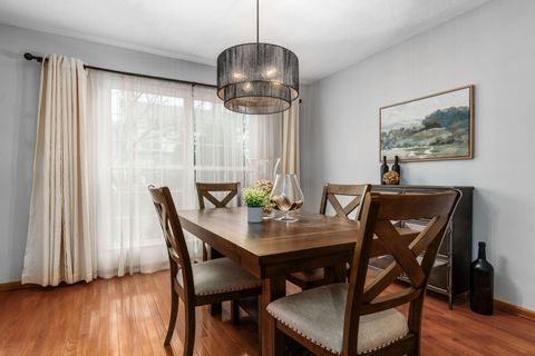 Tiny photo for 365 Sycamore Woods Lane, Columbus, OH 43230 (MLS # 226007357)