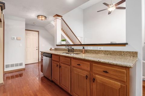 Tiny photo for 365 Sycamore Woods Lane, Columbus, OH 43230 (MLS # 226007357)