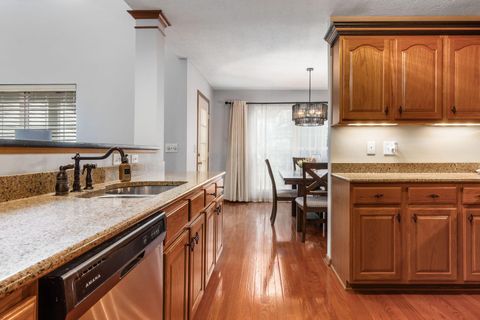 Tiny photo for 365 Sycamore Woods Lane, Columbus, OH 43230 (MLS # 226007357)