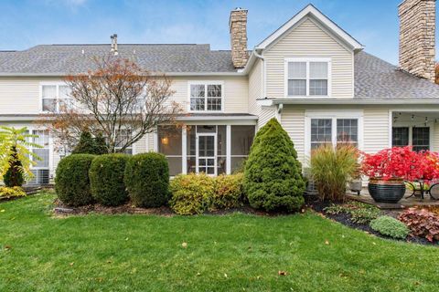 Tiny photo for 365 Sycamore Woods Lane, Columbus, OH 43230 (MLS # 226007357)