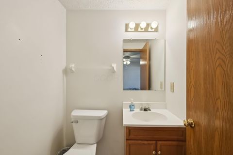 Tiny photo for 2535 Bridlewood Court, Obetz, OH 43207 (MLS # 226005531)