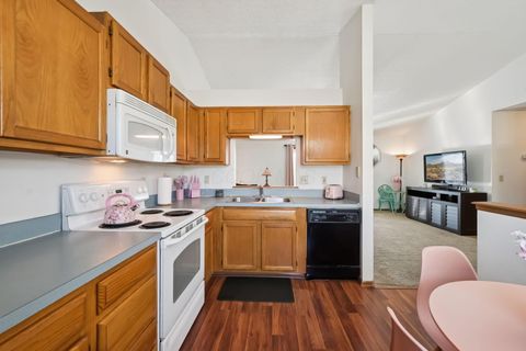 Tiny photo for 2535 Bridlewood Court, Obetz, OH 43207 (MLS # 226005531)