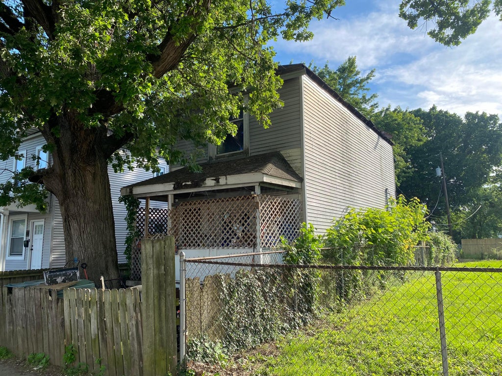 Photo of 91 N Jones Avenue, Columbus, OH 43222 (MLS # 226020576)