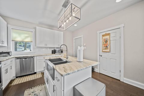 Tiny photo for 700 S Champion Avenue, Columbus, OH 43205 (MLS # 226003045)