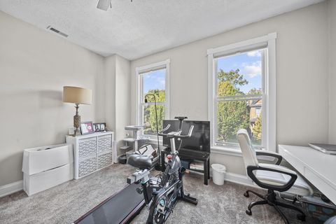 Tiny photo for 700 S Champion Avenue, Columbus, OH 43205 (MLS # 226003045)