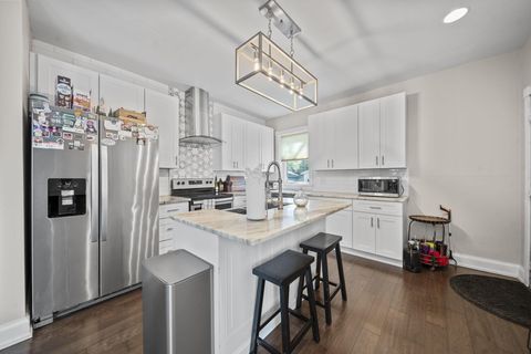 Tiny photo for 700 S Champion Avenue, Columbus, OH 43205 (MLS # 226003045)