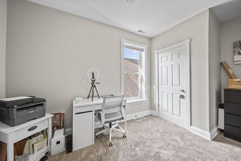 Tiny photo for 700 S Champion Avenue, Columbus, OH 43205 (MLS # 226003045)