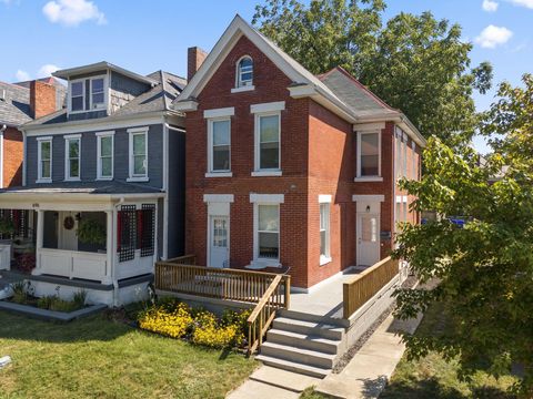 Tiny photo for 700 S Champion Avenue, Columbus, OH 43205 (MLS # 226003045)