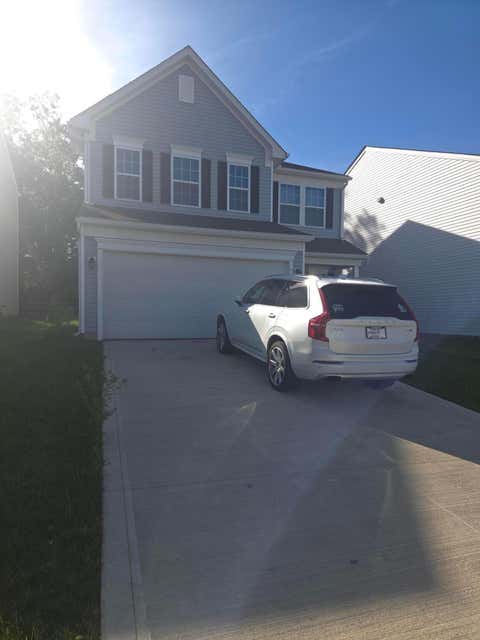 Photo of 2803 Horsham Drive, Grove City, OH 43123 (MLS # 226032305)