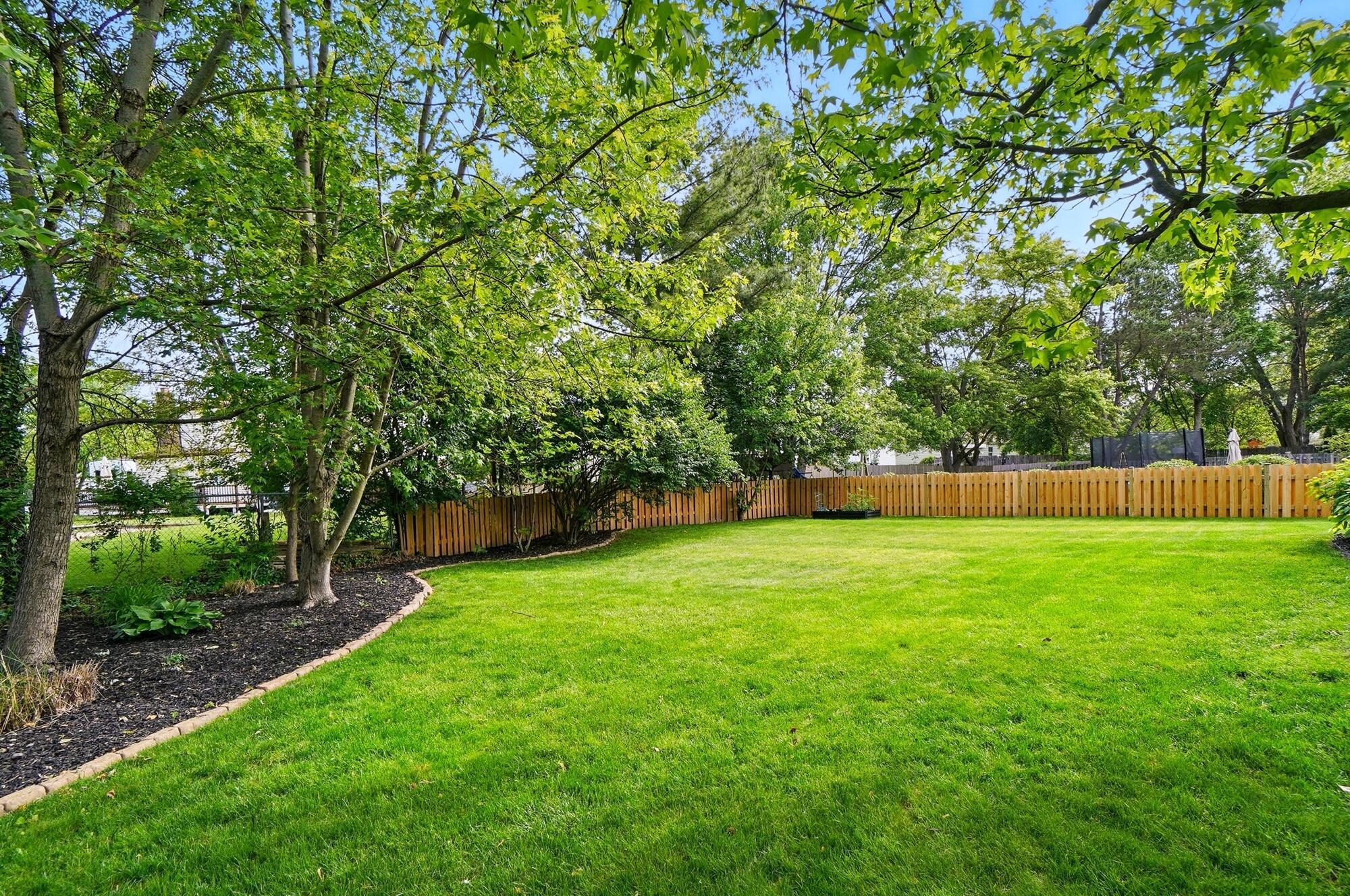 2216 Smoky View Boulevard, Powell, Ohio image 31