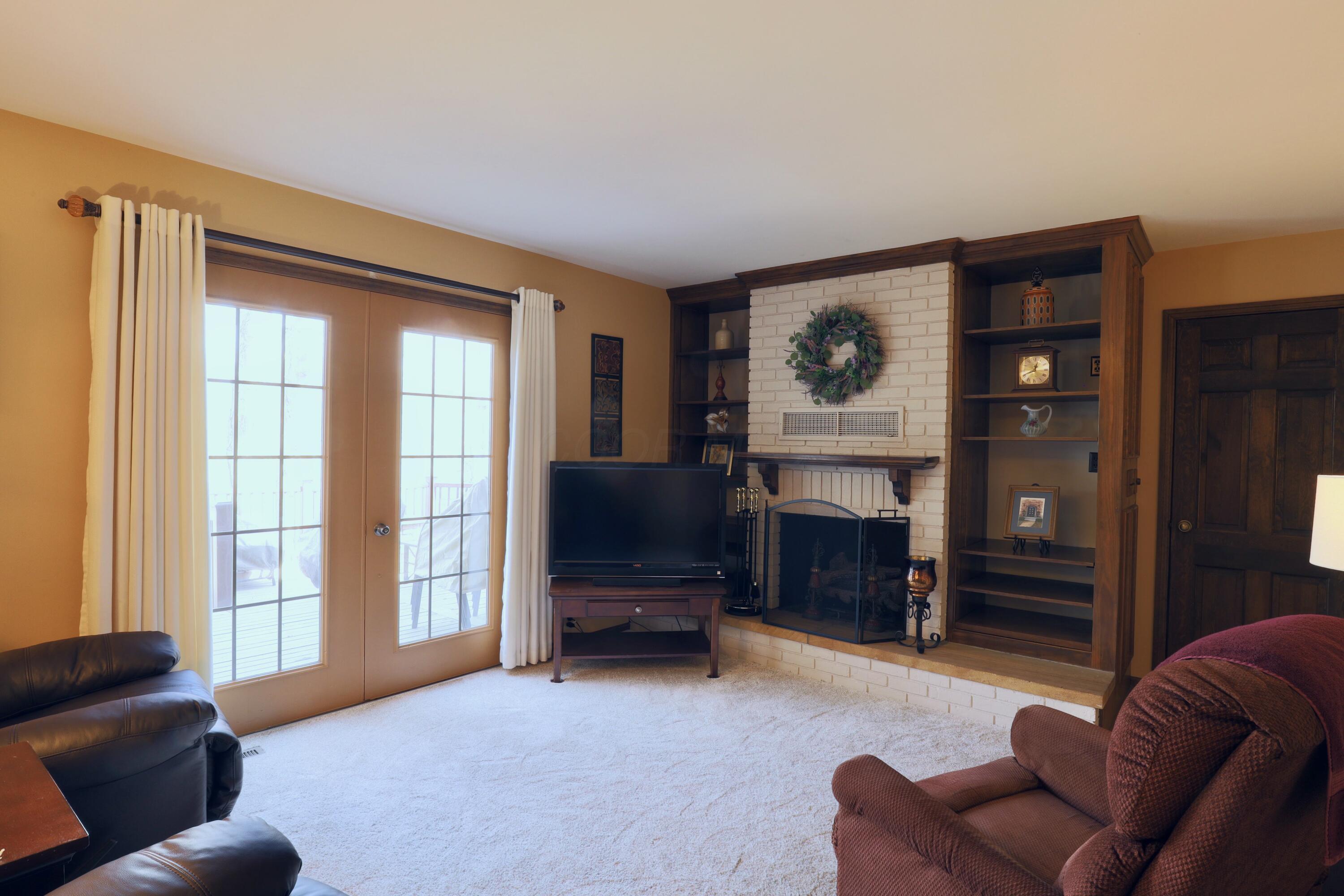 1140 Maple Lane, Lancaster, Ohio image 11