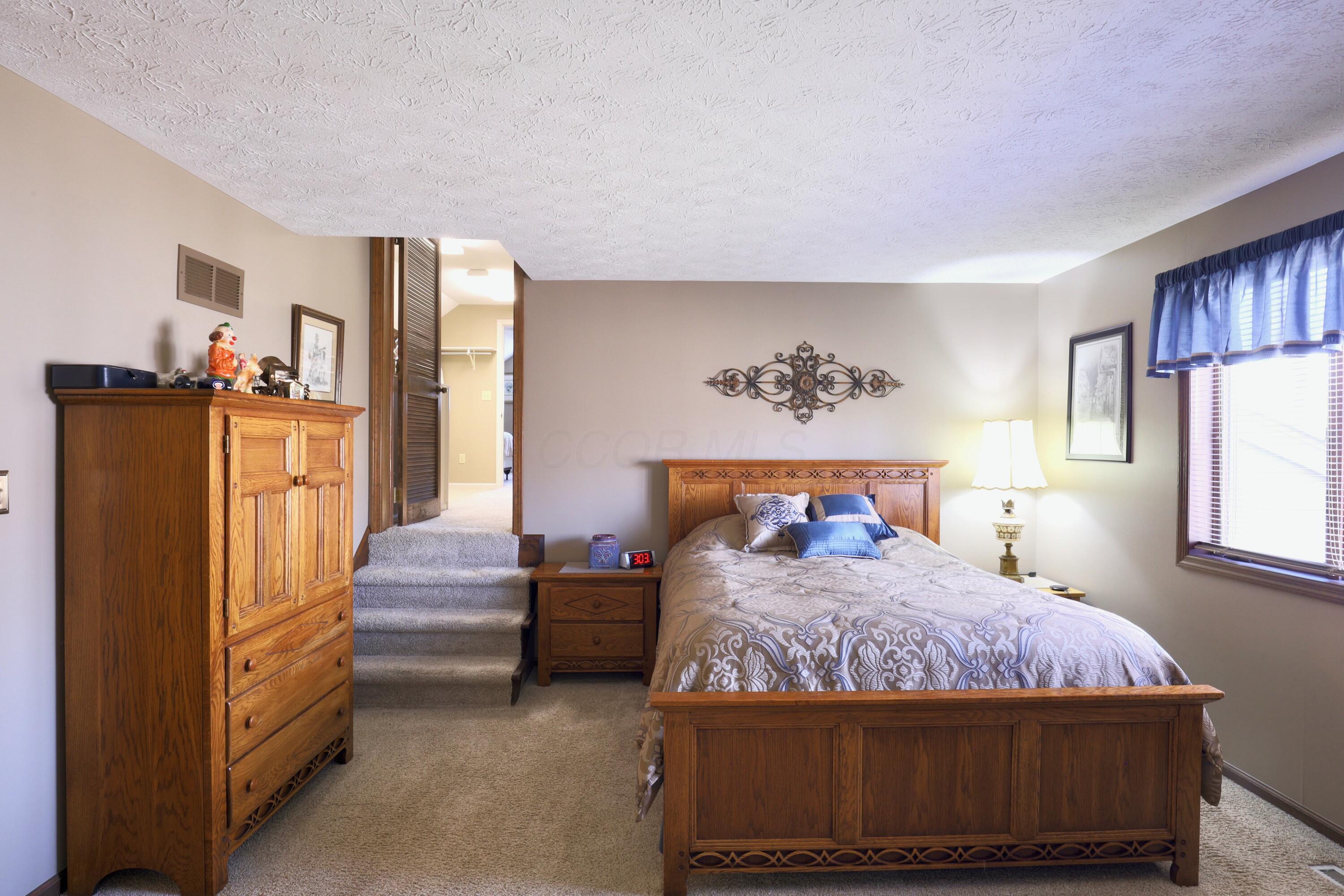 1140 Maple Lane, Lancaster, Ohio image 15