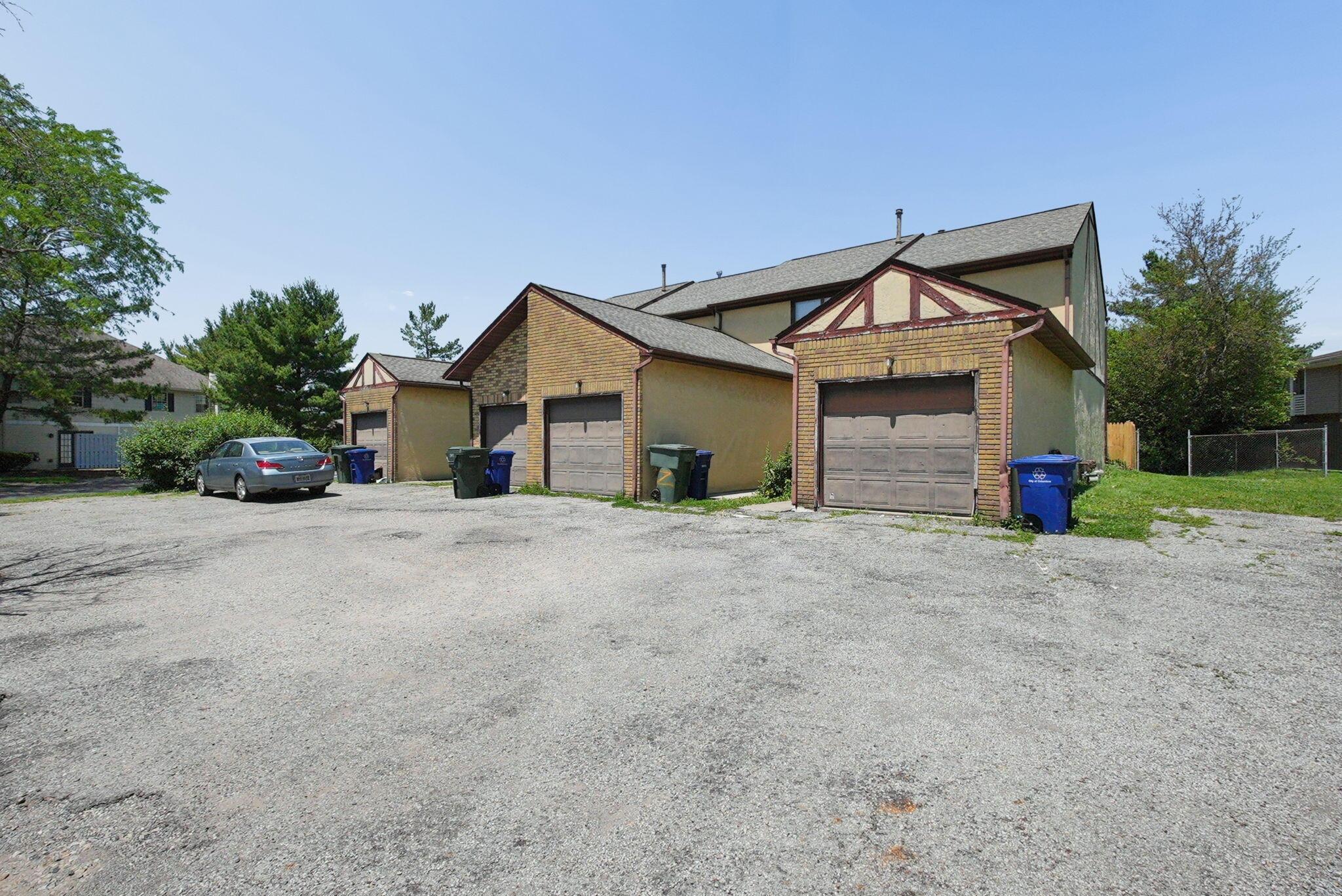 1345 Yorkland Road
