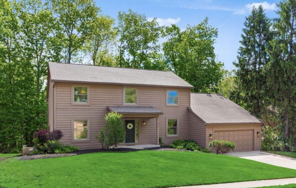 Photo of 288 Bruce Court, Westerville, OH 43081 (MLS # 226017332)