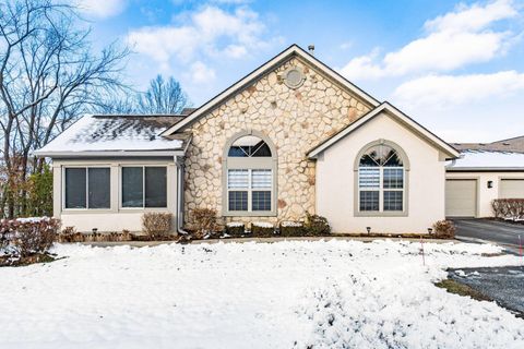 Photo of 8564 Stonewoods Lane, Powell, OH 43065 (MLS # 225044987)