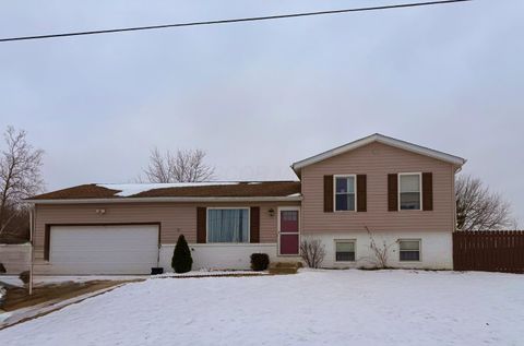 Photo of 4537 Cardan Lane, Centerburg, OH 43011 (MLS # 226002083)