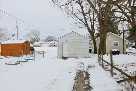 Tiny photo for 130 W Fair Avenue, Lancaster, OH 43130 (MLS # 226003200)
