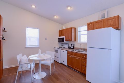 Tiny photo for 130 W Fair Avenue, Lancaster, OH 43130 (MLS # 226003200)