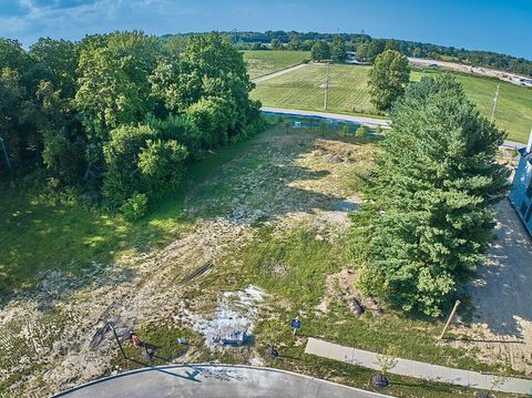 Photo of 8600 Steeple Wood Drive, New Albany, OH 43054 (MLS # 225008620)