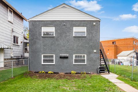 Photo of 285-287 S Central Avenue, Columbus, OH 43223 (MLS # 226001082)
