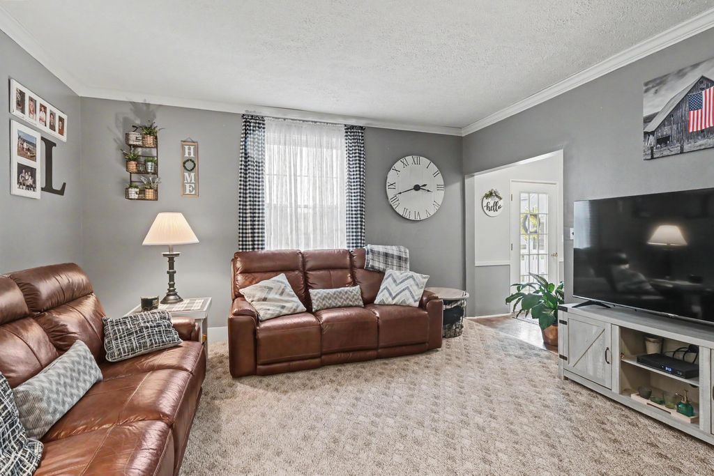 Photo of 427 Wallace Avenue, Bucyrus, OH 44820 (MLS # 226014829)