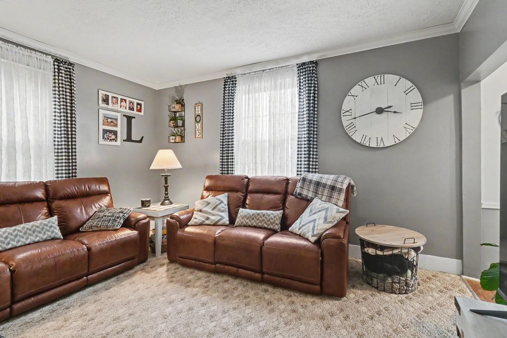 Photo of 427 Wallace Avenue, Bucyrus, OH 44820 (MLS # 226014829)