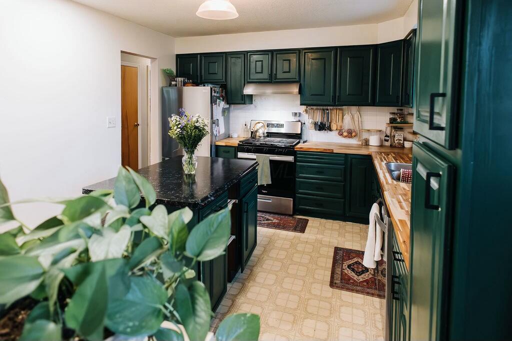 7 W Hills Drive, Athens, Ohio image 4