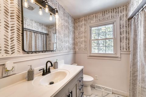 Tiny photo for 6160 Dresden Road, Zanesville, OH 43701 (MLS # 226000187)