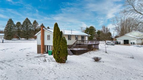 Tiny photo for 6160 Dresden Road, Zanesville, OH 43701 (MLS # 226000187)