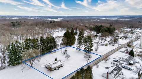 Tiny photo for 6160 Dresden Road, Zanesville, OH 43701 (MLS # 226000187)