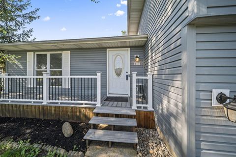 Tiny photo for 1971 New Market Drive, Grove City, OH 43123 (MLS # 226013969)