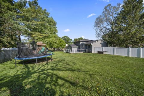 Tiny photo for 1971 New Market Drive, Grove City, OH 43123 (MLS # 226013969)