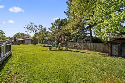 Tiny photo for 1971 New Market Drive, Grove City, OH 43123 (MLS # 226013969)