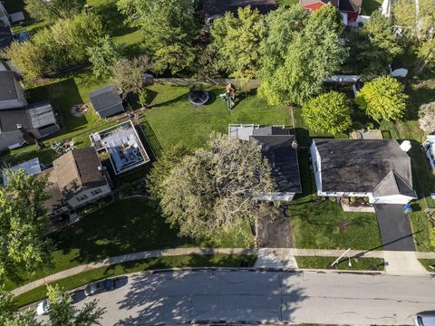 Tiny photo for 1971 New Market Drive, Grove City, OH 43123 (MLS # 226013969)