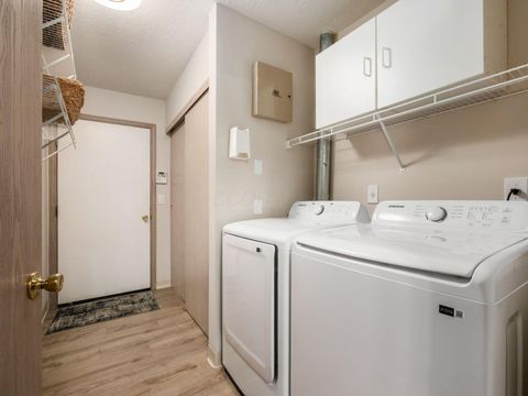 Tiny photo for 9427 Clermont Circle 9427 #9427, Powell, OH 43065 (MLS # 226003540)