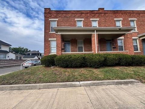 Photo of 880 E Whittier Street, Columbus, OH 43206 (MLS # 226009496)