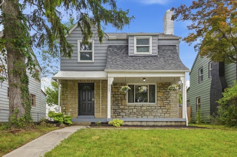 Photo of 957 Geers Avenue, Columbus, OH 43206 (MLS # 226026093)