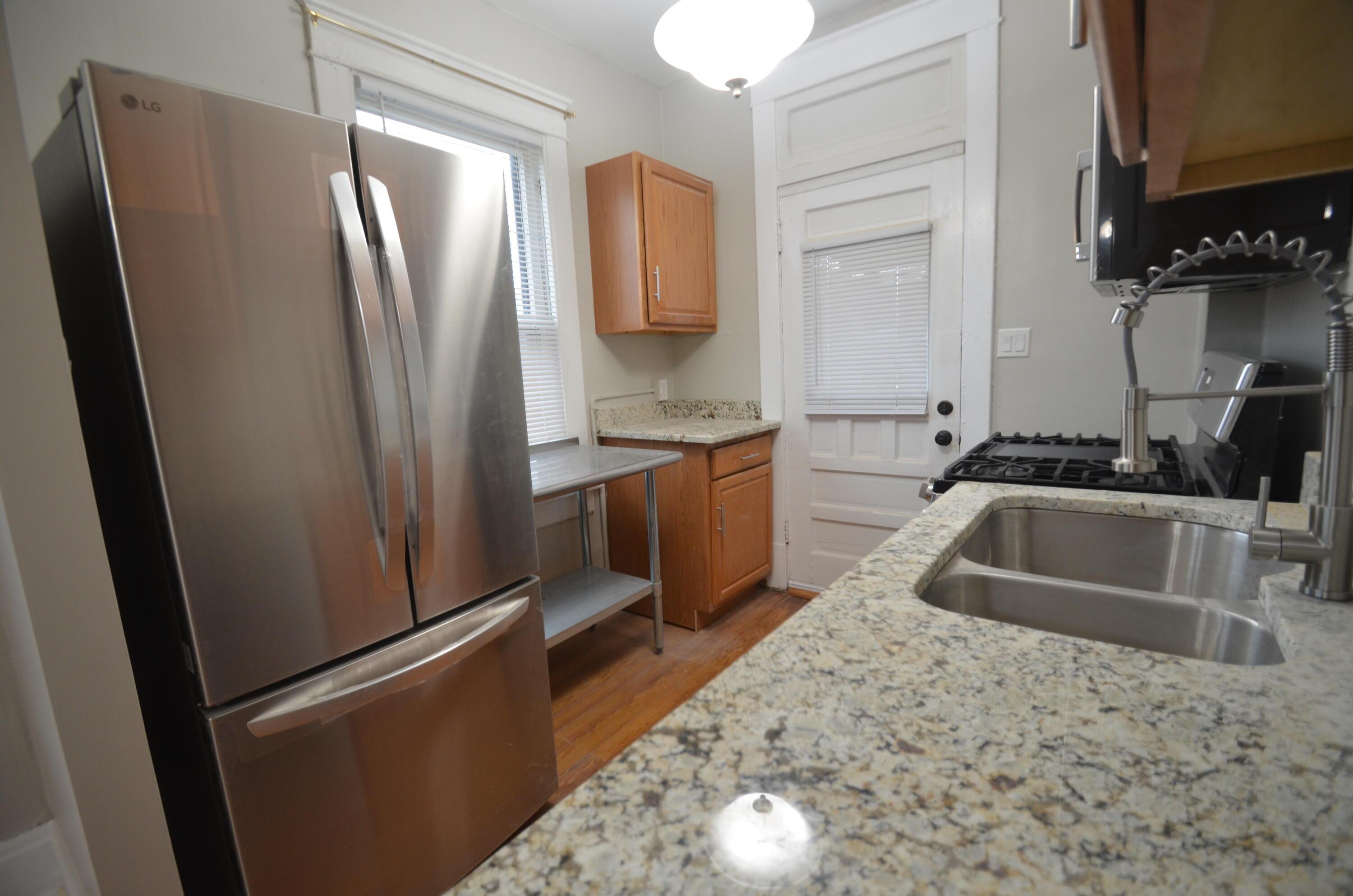 Columbus, Ohio 43201, United States, 2 Bedrooms Bedrooms, ,2 BathroomsBathrooms,Residential,Active,87501