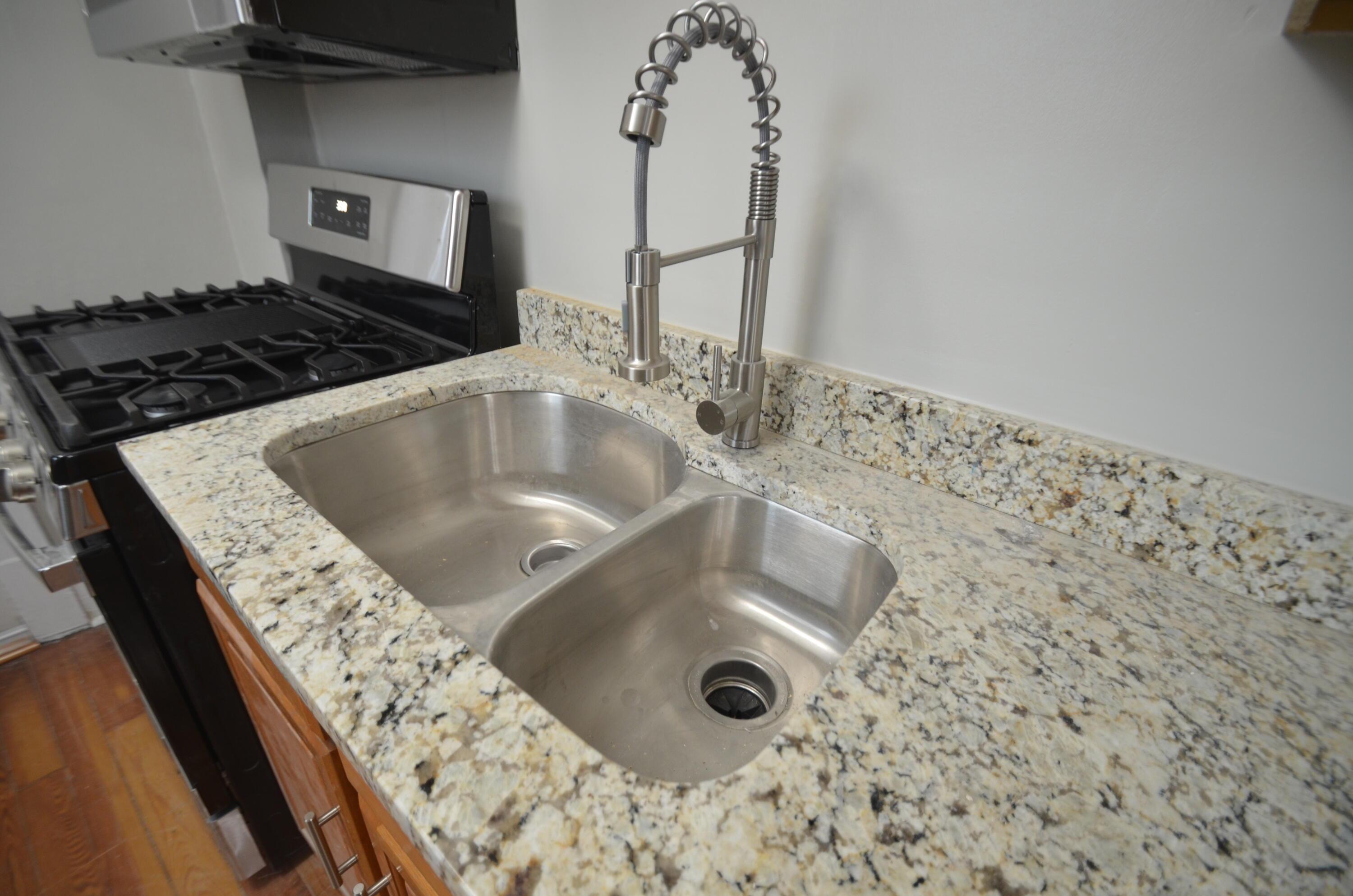 Columbus, Ohio 43201, United States, 2 Bedrooms Bedrooms, ,2 BathroomsBathrooms,Residential,Active,87501