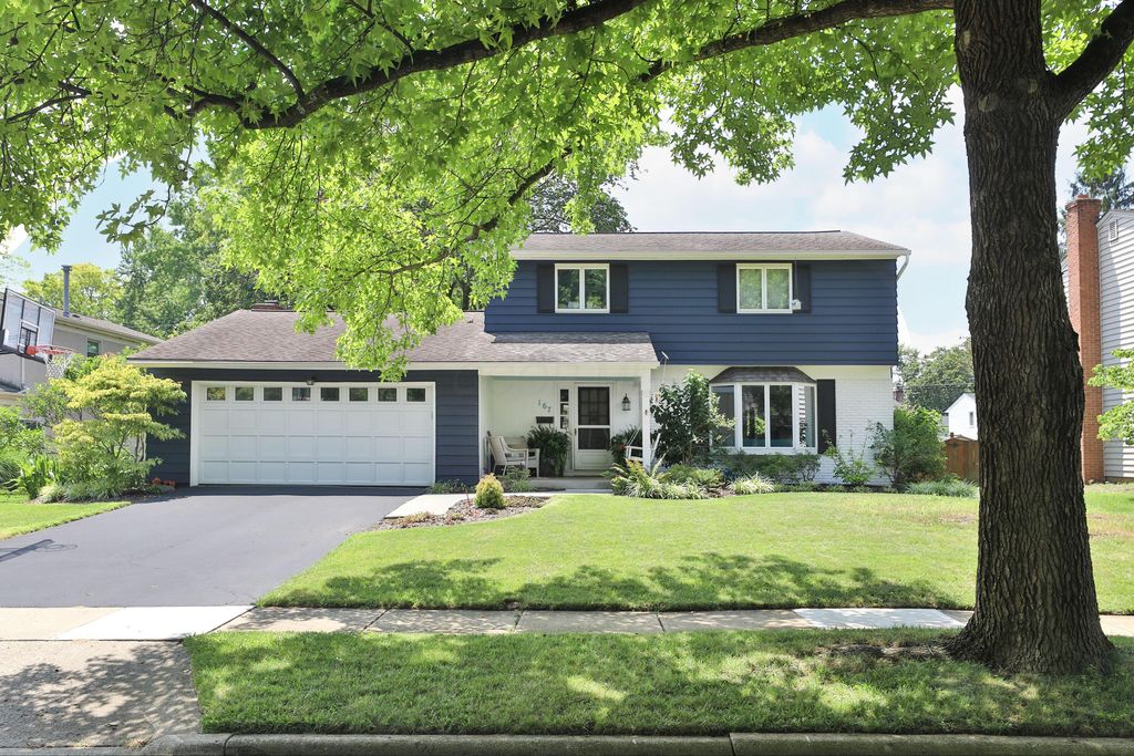 Photo of 167 Abbot Avenue, Worthington, OH 43085 (MLS # 226007565)
