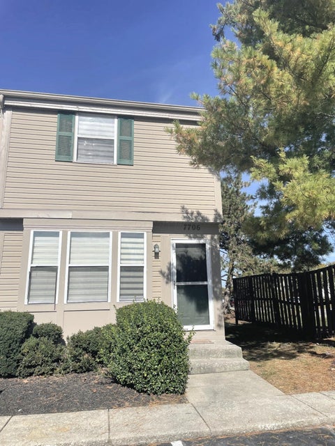 Photo of 7706 Barkwood Drive 3E #3E, Worthington, OH 43085 (MLS # 226040588)